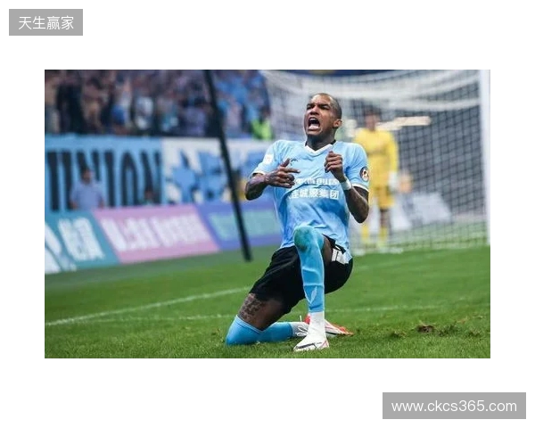 鲁媒:克雷桑对阵大连英博当日主动求战,若恢复顺利可战河南队 鲁媒:克雷桑对阵大连英博当日主动求战,若恢复顺利可战河南队